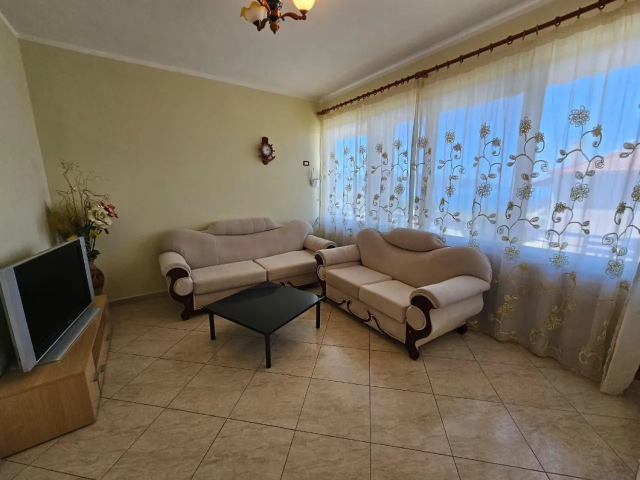 Vila Balili Vlore 0*,